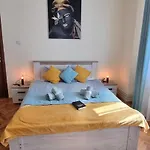 Happy Mood Aparthotel 3*