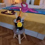 Happy Mood מלון דירות 3*