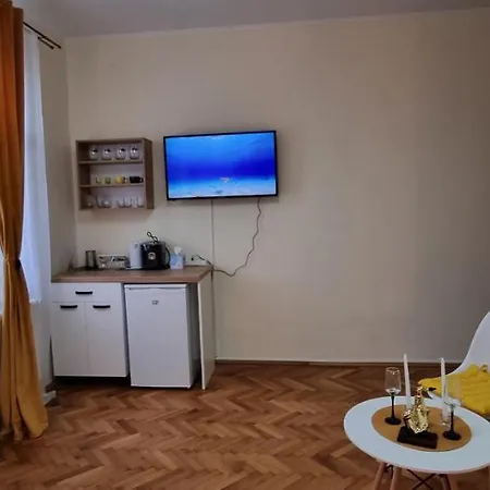 Happy Mood Aparthotel 3*