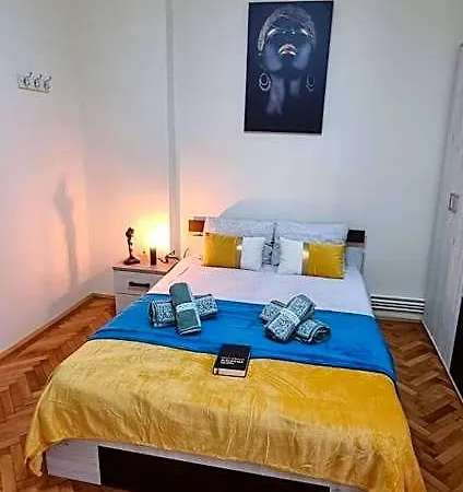 Happy Mood Aparthotel