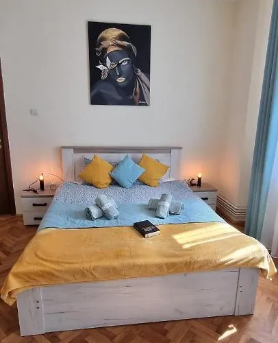 Happy Mood Apart-hotel 3*