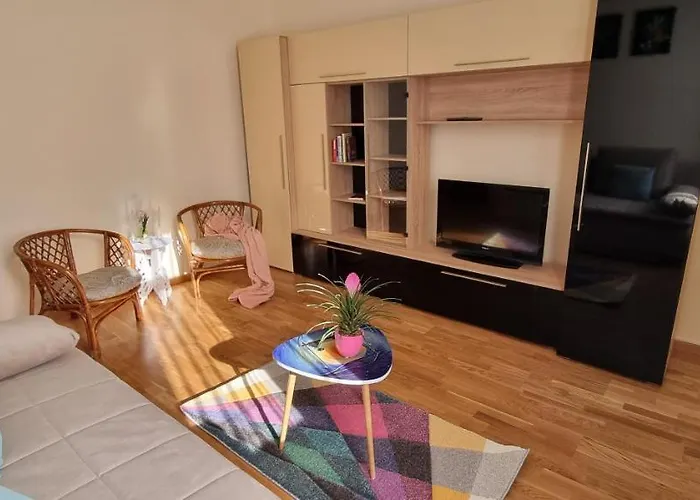 Happy Mood Aparthotel Brașov