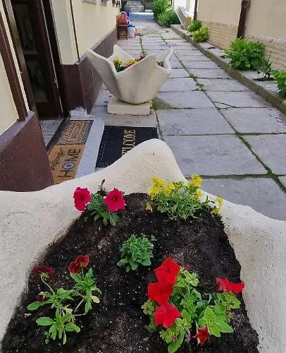 Happy Mood Apart-hotel 3*